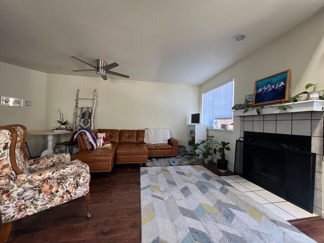 Building Photo - 5184 W 61st Dr