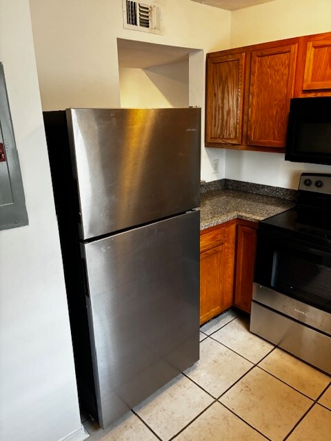 Foto del edificio - 111 E 1st St