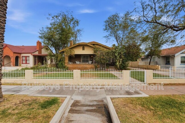 Foto del edificio - 718 W Roosevelt St