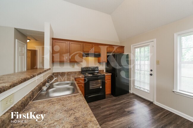 Foto del edificio - 4194 Rainey Woods Dr