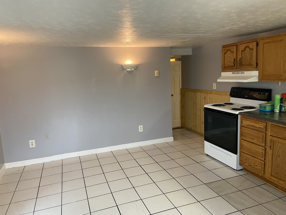 560 E Maiden St, Washington, PA 15301 Townhome Rentals in Washington