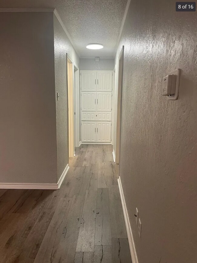 Foto del edificio - 6003 Brentcove Dr