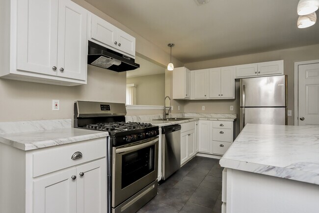 Foto del edificio - Fantastic 3bd/2ba home! Coming soon!