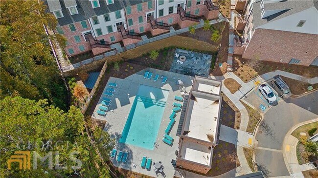 Building Photo - 513 Burton Dr