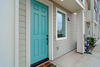 Building Photo - 511 Sandpiper Wy