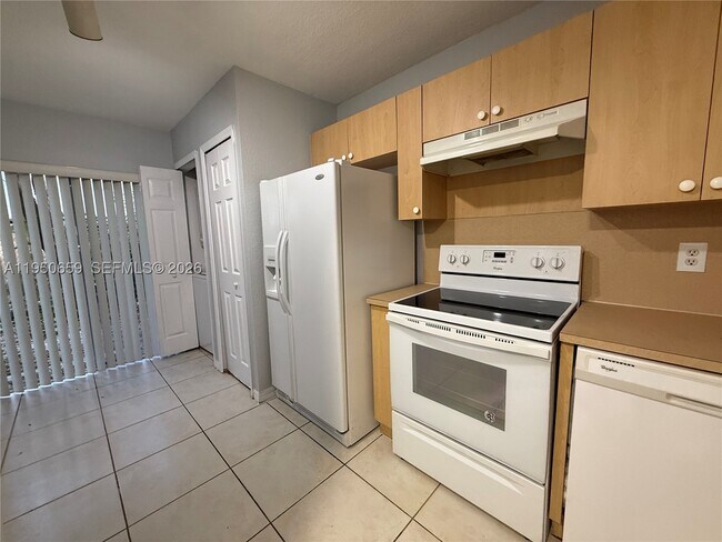 Foto del edificio - 2901 SE 13th Rd