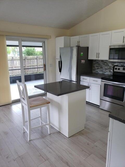 Building Photo - 8438 Dynasty Dr
