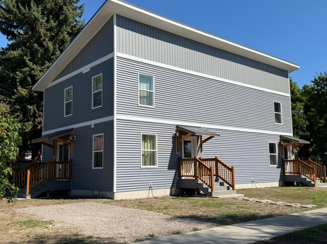 Foto del edificio - 209 12th St W