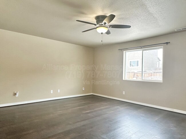 Building Photo - 9532 Bryce Canyon Dr