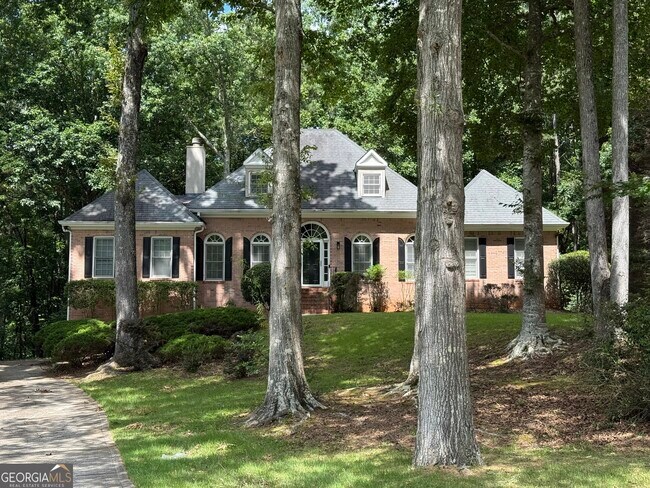 Building Photo - 455 Waterway Dr SW