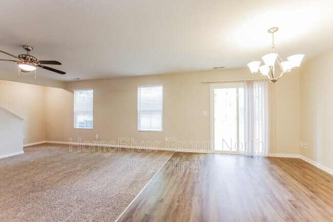 Foto del edificio - 1639 Hooper Court
