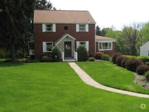 Building Photo - 222 Dorseyville Rd
