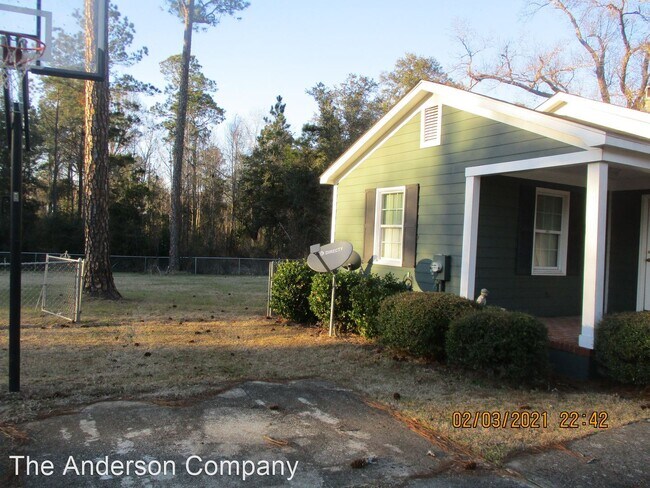 Foto del edificio - 106 Ravenwood Ct