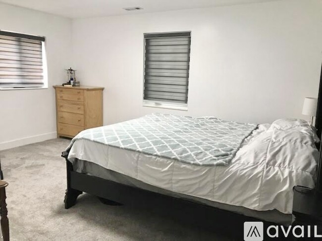 Foto del edificio - 1561 N 700 E