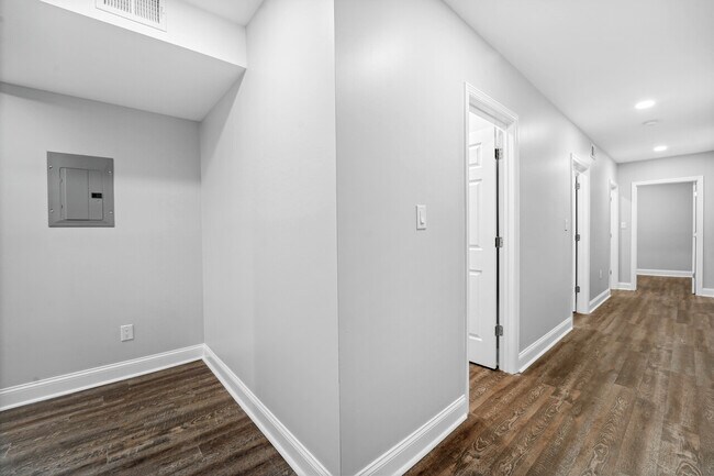 Foto del edificio - 1020 Kennedy Blvd