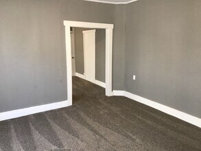 Building Photo - 1133 N Olney St