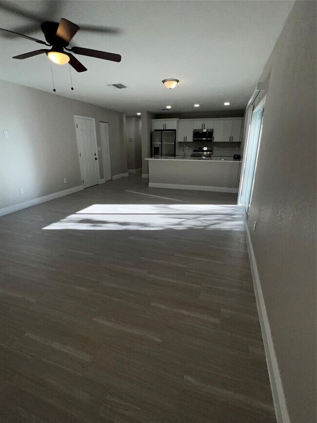 Foto del edificio - 860 SW 10th St