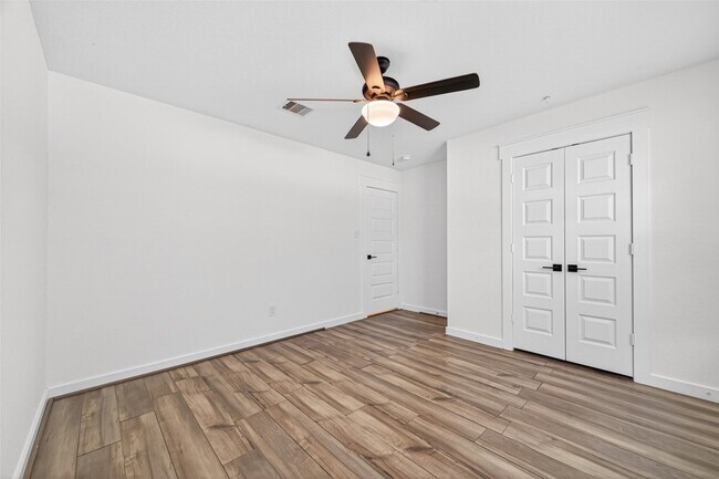 Foto del edificio - 16307 Rockdale Landing Dr