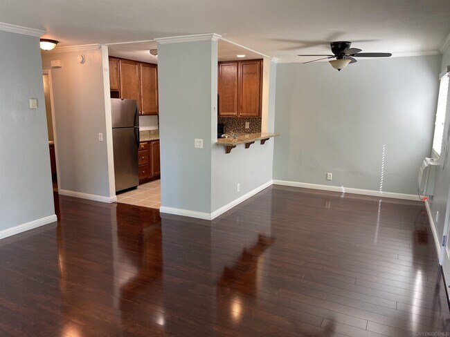 Building Photo - 145 W El Norte Pkwy