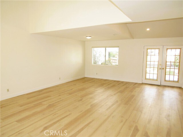 Foto del edificio - 1099 W Ontario Ave