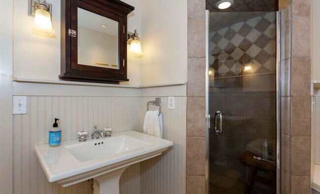 Foto del edificio - 525 55th St S