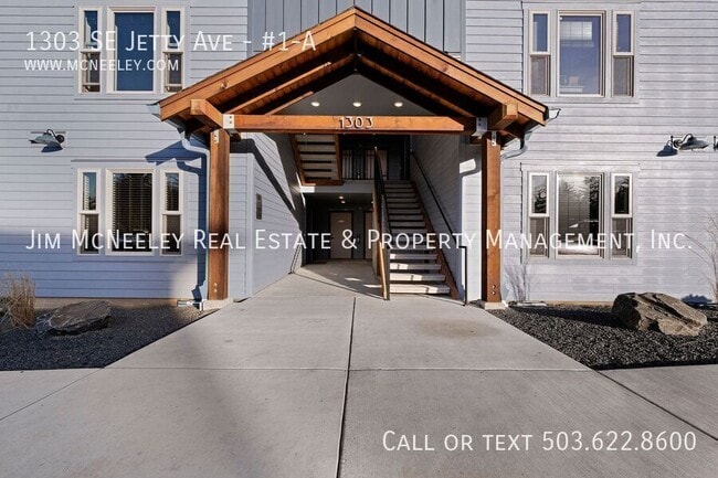 Foto del edificio - 1303 SE Jetty Ave