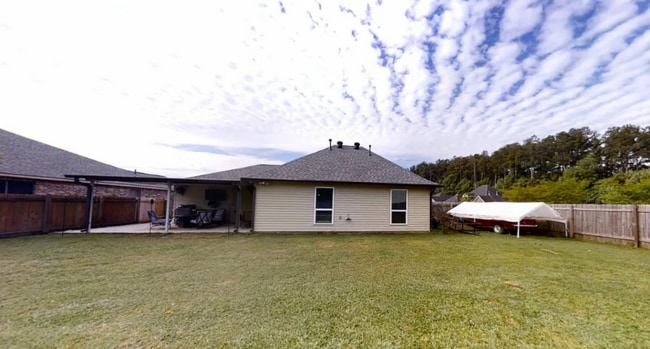 Photo - 12735 Jimmy Dr (Denham Springs, LA) House