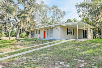 Building Photo - 6960 Treehaven Dr