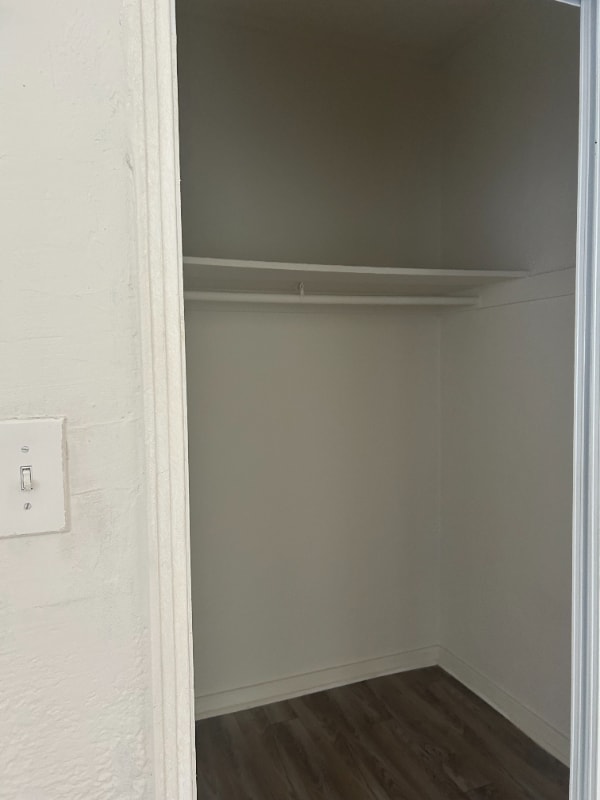 Foto del edificio - 4367 Oakwood Ave