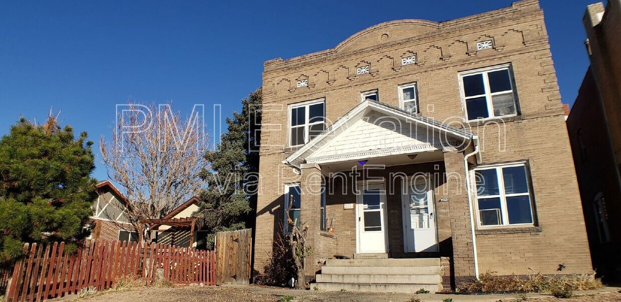 Photo - 2914 N York St