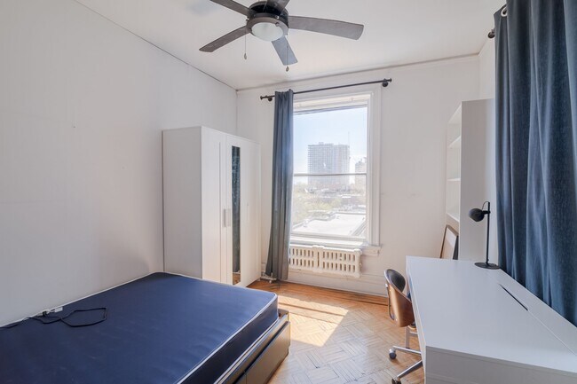 Photo du bâtiment - 1245 Rue St Marc