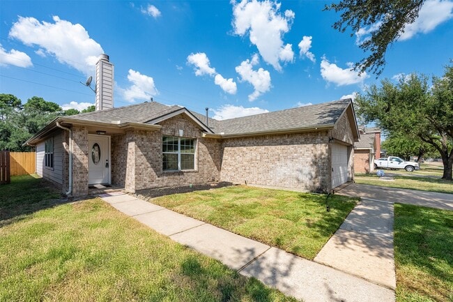 Building Photo - 15823 Kings Cypress Ln