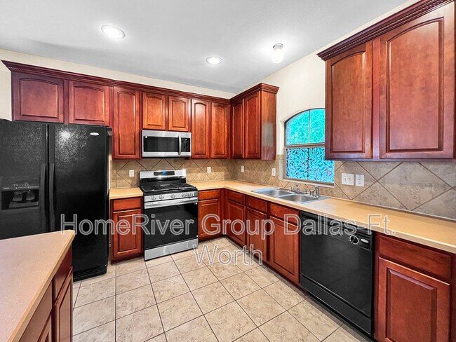 Foto del edificio - 6876 Livorno Ln