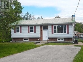 Building Photo - 698 Burton Dr