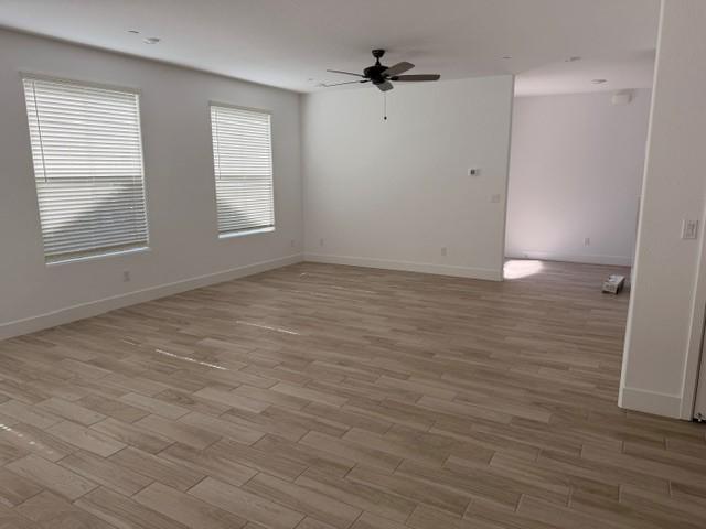 Foto del edificio - 2835 E Teaberry Dr