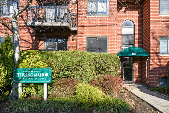 Building Photo - 39 Sterling Ave
