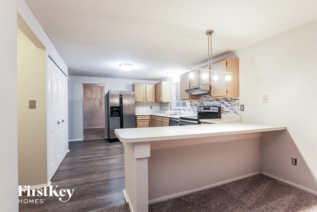 Building Photo - 11567 Creekside Ln