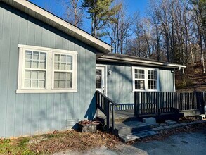 Building Photo - 51 Shields Ln