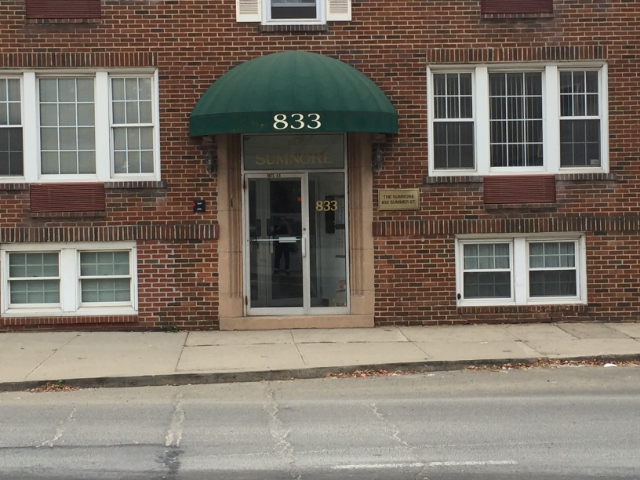 Building Photo - 833 Summer St