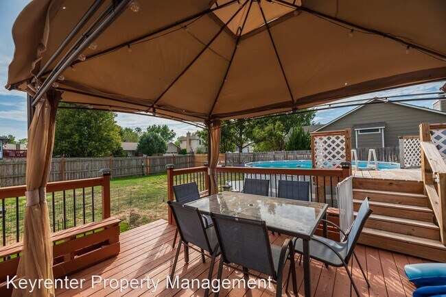 Foto del edificio - 3 br, 3 bath House - 4287 N Rushwood St