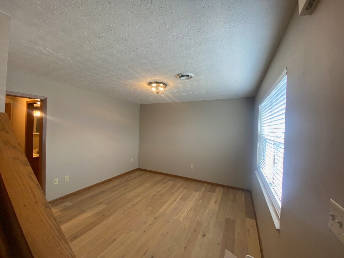 Living room - 1452 Old Highway 95