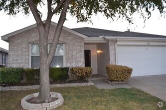Building Photo - 2516 Cattleman Dr