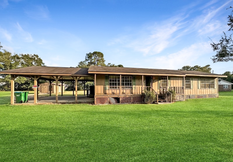 7520 Frank Griffin Rd, Moss Point, MS 39563 House Rental in Moss