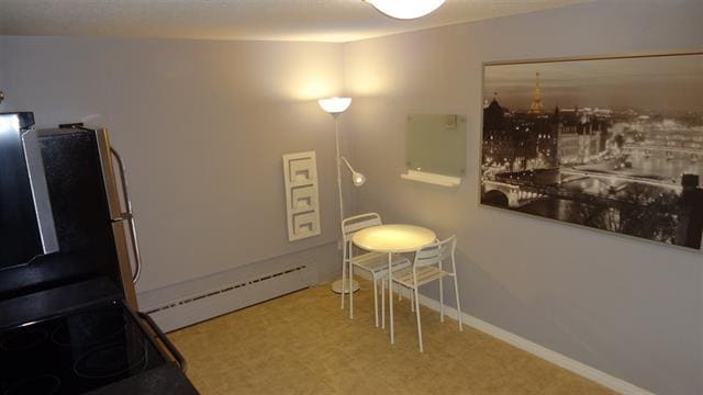Building Photo - 8915-8983 83 Ave NW