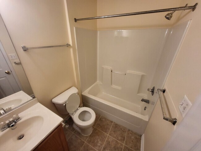 Foto del edificio - Beautiful modern 3bed/2.5ba townhouse!