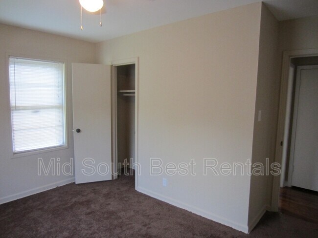Building Photo - 3446 Madewell St