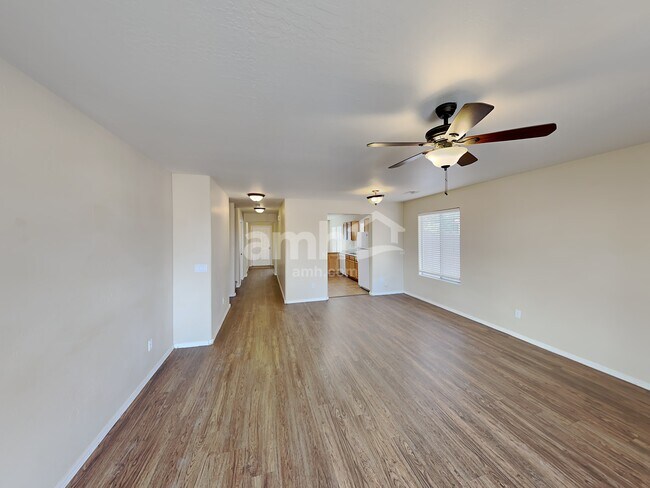 Foto del edificio - 4246 E Rousay Drive