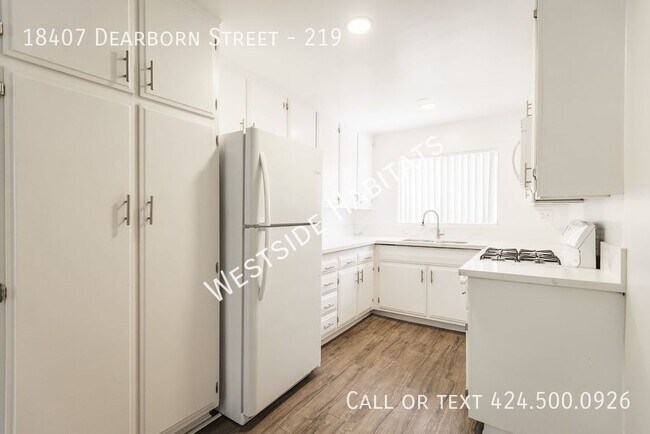 Building Photo - 18407 Dearborn - Gorgeous, fully renovated...