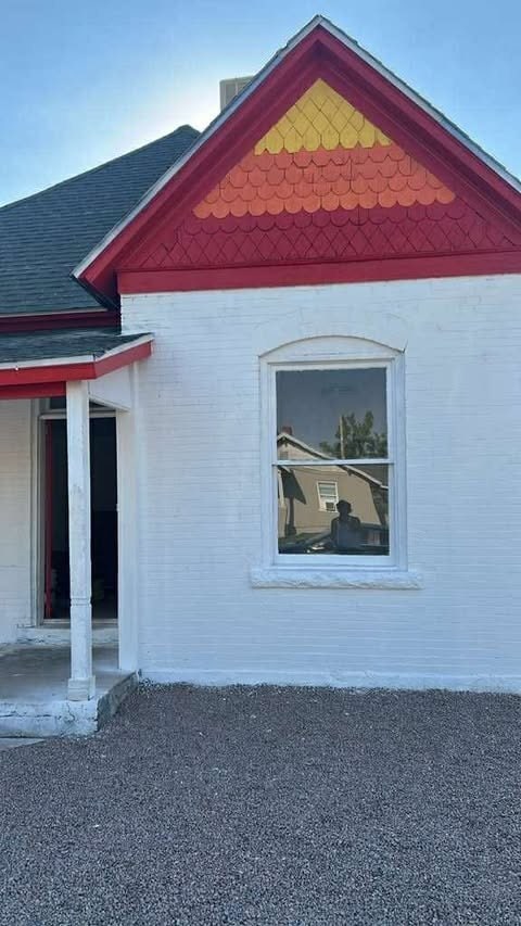 Building Photo - 944 Carteret Ave