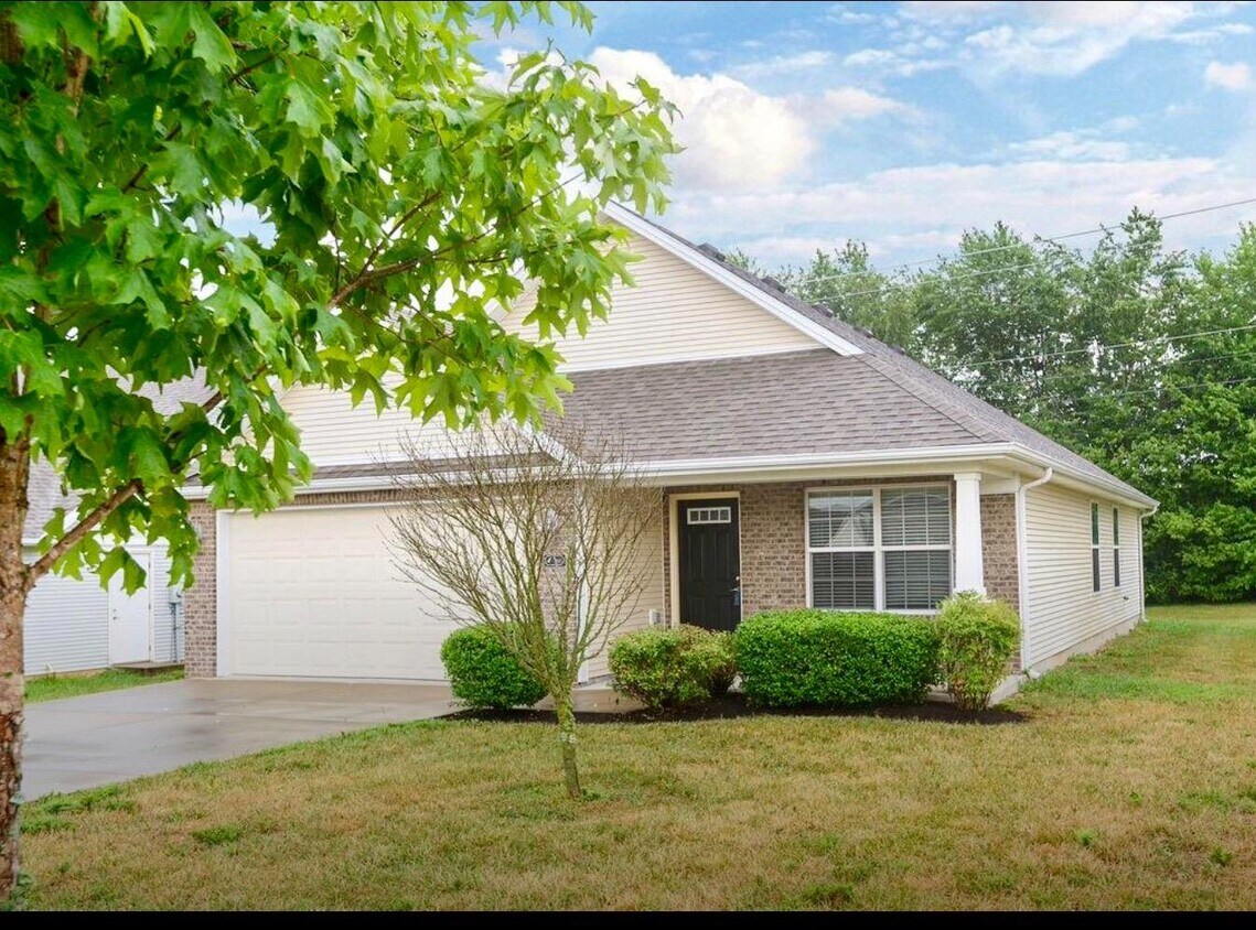 Primary Photo - 160 Sutton Pl Blvd